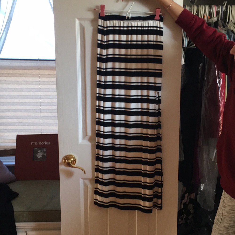 Black and White Maxi Skirt with Slit